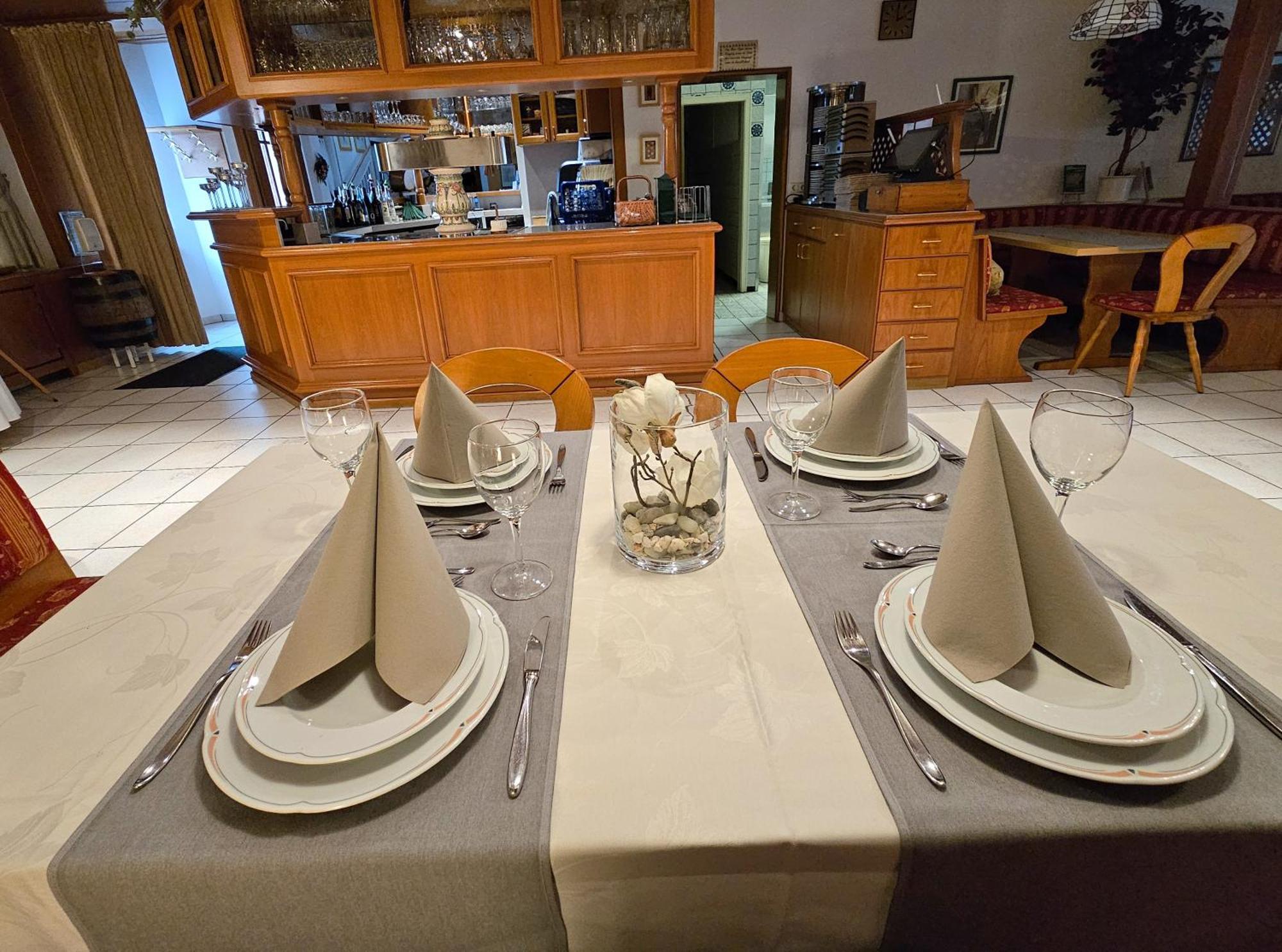 Landgasthaus Sternen Kehl ภายนอก รูปภาพ